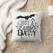 Minimalistischer weißer Hintergrund Graffiti Hallo Kissen (Decke)