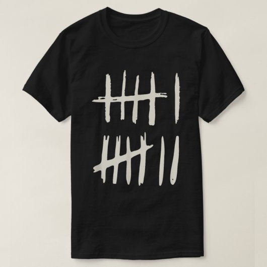 Minimalistisches 6-7-Strichdesign T-Shirt (Design vorne)