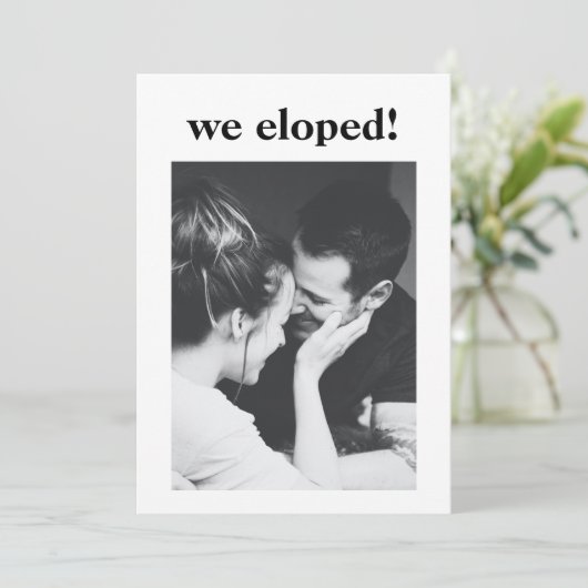 Minimalistisches ästhetisches Foto Elopement Party Einladung (Stehend Vorderseite)