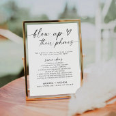 Minimalistisches Aufblähen des Telefonzeichens Sockelschild