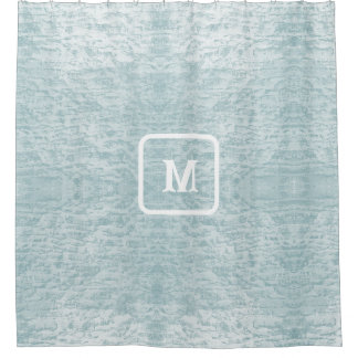 Minimalistisches Beachy Light Seafoam Monogramm Duschvorhang