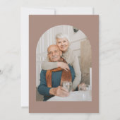 Minimalistisches Beige Drehbuch 30. Hochzeitstag Einladung (Rückseite)