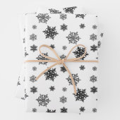 Minimalistisches Black Whimsical Snowflake Muster Geschenkpapier Set (Beispiel)