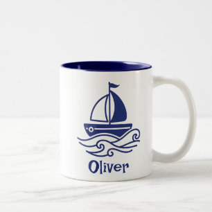 Minimalistisches blaues Segelboot, maritime Segels Zweifarbige Tasse