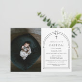 Minimalistisches Boho Arch Foto Cross Baptisse Einladung (Stehend Vorderseite)