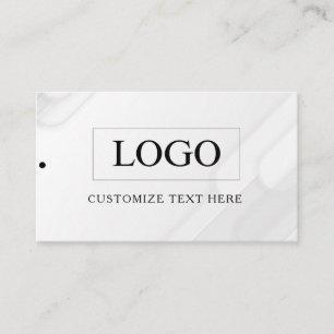 Minimalistisches Business-Logo-Kleidungsetikett An Visitenkarte
