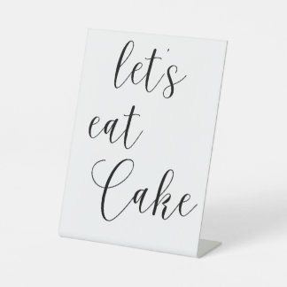 Minimalistisches Cake Sign Sockelschild