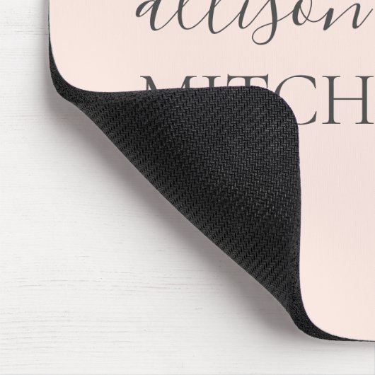 Minimalistisches Chic Script Calligraphy Blush Pin Mousepad (Ecke)