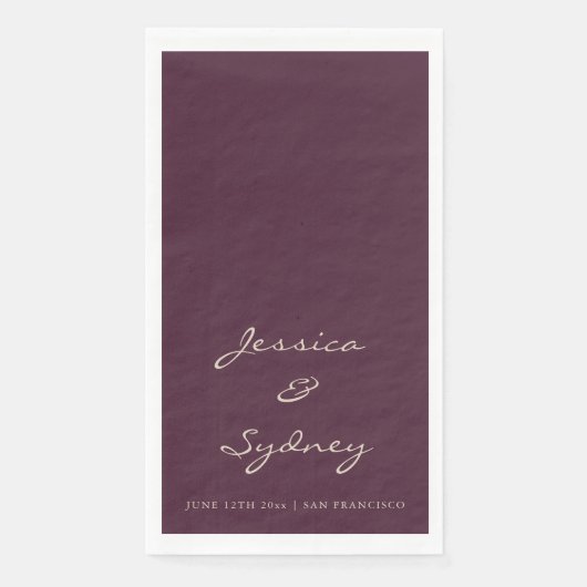 Minimalistisches Dunkel-Pflaume-Script-Hochzeit in Serviette (Vorderseite)