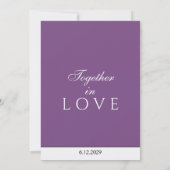 Minimalistisches dunkles Violett Weißes Monogramm Einladung (Rückseite)