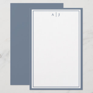 Minimalistisches Dusty Blue Two Border Monogramm Briefpapier