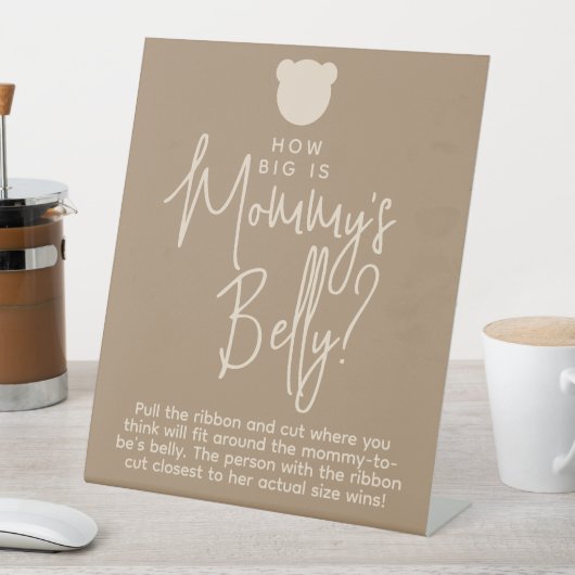 Minimalistisches einfaches, modernes Bear Baby Sho Sockelschild (In Situ)