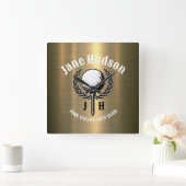 Minimalistisches elegantes Goldschmieddesign Quadratische Wanduhr (Zuhause)