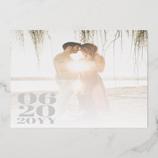 Minimalistisches, feines Foto Hochzeitskunde Folieneinladung (Rückseite)