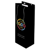 Minimalistisches Firmenlogo Geschenktüte Für Weinflaschen (Vorderseite Schrägansicht)