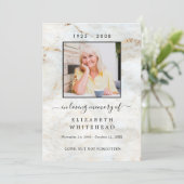 Minimalistisches Foto Beerdigung Gebet Marmor Gold Einladung (Stehend Vorderseite)