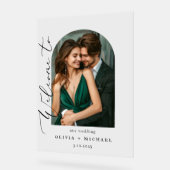 Minimalistisches Foto Bogen Hochzeit Willkommen Acrylschild (Winkel)