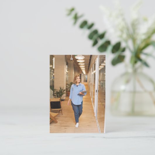 Minimalistisches Foto für das einfache Business-Lo Visitenkarte (Stehend Vorderseite)