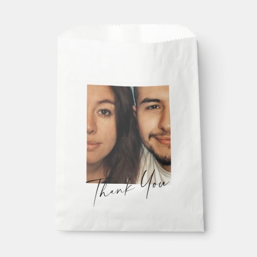 Minimalistisches Foto für moderne Schrift Geschenktütchen (Vorderseite)