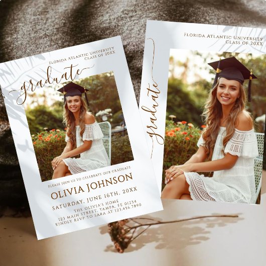 Minimalistisches Foto Graduate Abschluss Ankündigung