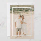 Minimalistisches Foto Hochzeit in Weiß und Schwarz Einladung (Rückseite)