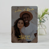 Minimalistisches Foto Hochzeit speichert das Datum Folieneinladung (Stehend vorne)