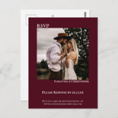 Minimalistisches Foto Modernes Burgund Wedding RSV Postkarte (Vorne/Hinten)