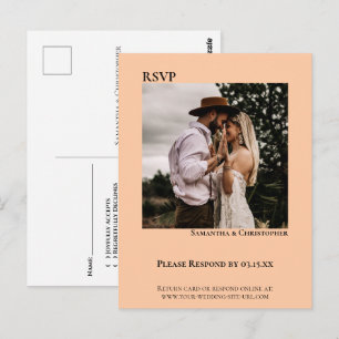 Minimalistisches Foto Modernes Coral Peach Wedding Postkarte