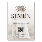 Minimalistisches Foto- und QR-Code-Hochzeitmenü Tischnummer (Rückseite)