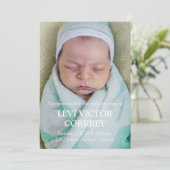 Minimalistisches Foto + White Text Baby Segeln Einladung (Stehend Vorderseite)