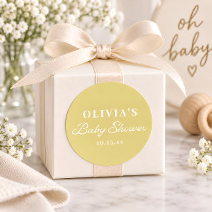 Minimalistisches Gelbes Retro-Script Baby Shower B Runder Aufkleber