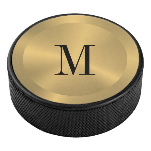 Minimalistisches Gold Metallic Texture Monogram Eishockey Puck (3/4)