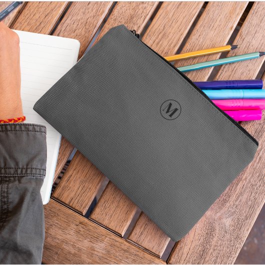 Minimalistisches, grau-schwarzes Monogramm Zubehörtasche