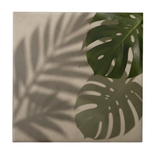 Minimalistisches grünes Monstera-Blatt Tropischer Fliese
