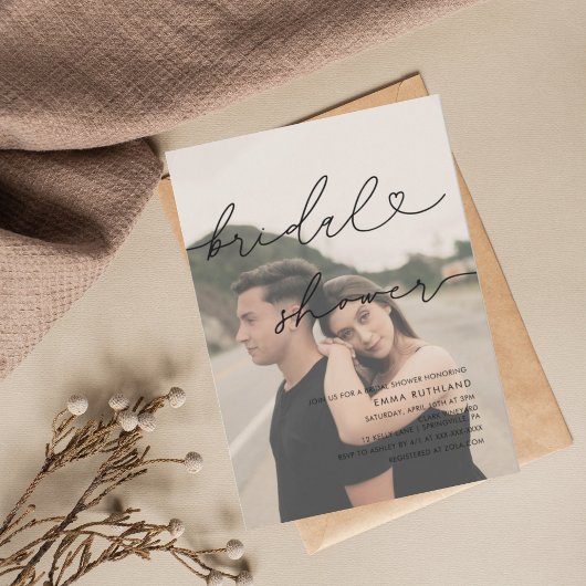 Minimalistisches handgeschriebenes Herz-Brautparty Einladung