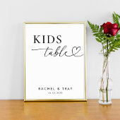 Minimalistisches Heart Script Kids Table Wedding S Poster