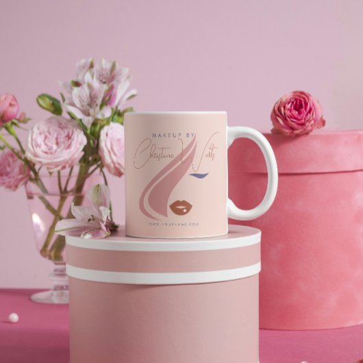 Minimalistisches helles Pfirsichpink Makeup Artist Kaffeetasse