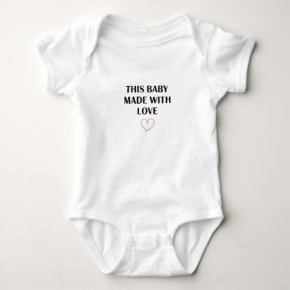 Minimalistisches Herz - Mit Liebe Gemacht Baby-Äst Baby Strampler