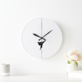 Minimalistisches Kickboxing - Kampfkunst - Große U Wanduhr (Zuhause)