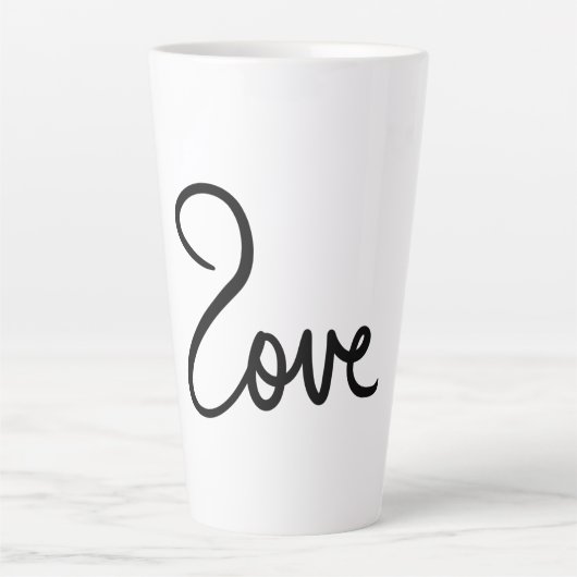 Minimalistisches "Liebe"-Wort-Typografie-Design Milchtasse (Vorderseite)