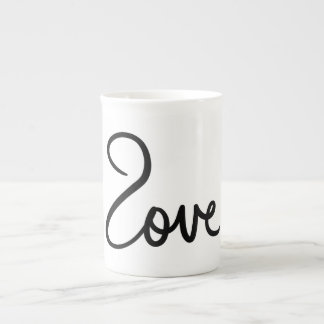 Minimalistisches "Liebe"-Wort-Typografie-Design Porzellantasse