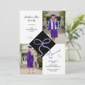 Minimalistisches Lila Cap and Bow Abschluss Foto Einladung (Stehend Vorderseite)