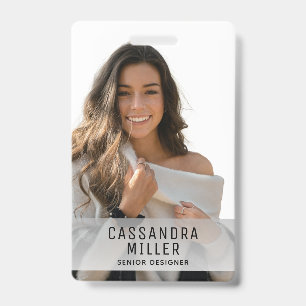 Minimalistisches Logo Ihrer Firma ID Ausweis