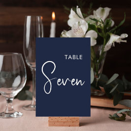 Minimalistisches Marineblau-Zeichen für elegante T Tischnummer