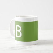 Minimalistisches Mit Monogramm, schlichtes Grün Kaffeetasse (Vorderseite Links)