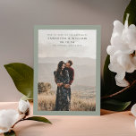 Minimalistisches Mix und elegantes modernes Foto Save The Date<br><div class="desc">Mit dieser minimalistischen Save the Date Karte mit einem Ihrer Lieblings-Verlobung-Fotos verkünden Sie Ihren besonderen Tag mit Eleganz und Einfachheit. Mix und passend zu koordinierenden Stücken für eine zusammenhängende Einladungssuite. Mit diesem vielseitigen Design erstellen Sie zeitlose Erinnerungen. Bestellen Sie jetzt eine raffinierte Touch zu Ihren Hochzeitsvorbereitungen!</div>