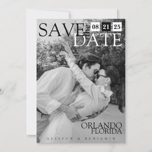 Minimalistisches, modernes, elegantes Schwarz-Weiß Save The Date (Vorderseite)