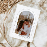 Minimalistisches modernes Foto Einladung<br><div class="desc">Mit dieser einfach und modern gestalteten Save the Date-Einladung laden wir Sie zu Ihrer Hochzeit ein. Das Foto auf der Karte kann auf Ihr eigenes geändert werden. Diese Save the Date Einladung ist für jede Jahreszeit perfekt.</div>