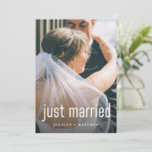 Minimalistisches modernes Foto nur verheiratet | E Einladung (Stehend Vorderseite)