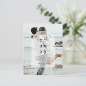 Minimalistisches modernes Foto Save the Date Postkarte (Stehend Vorderseite)